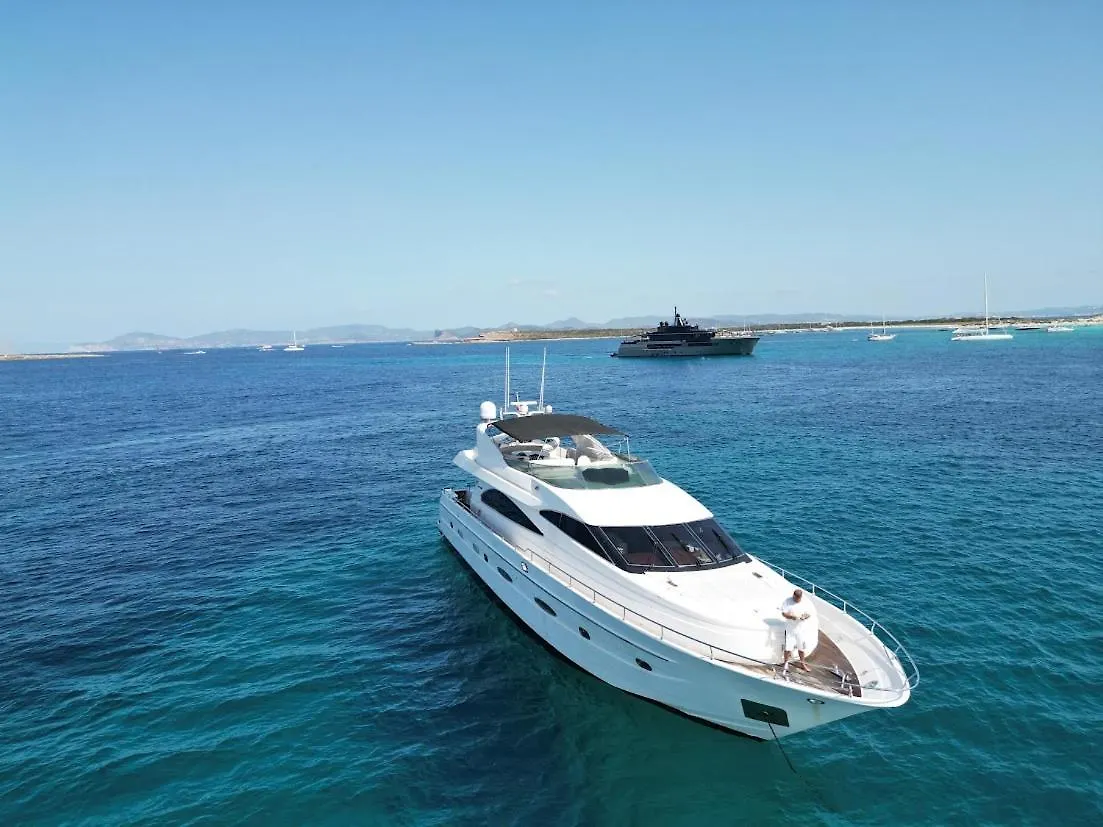 보트호텔 Beautiful Motor Yacht Barcelona 호텔 스페인